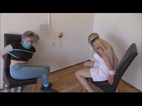 ❤️ Fíkill / bundin og kæfð / stúlka í neyð ️❌ Rússneskt klám á is.gayasianporn.ru